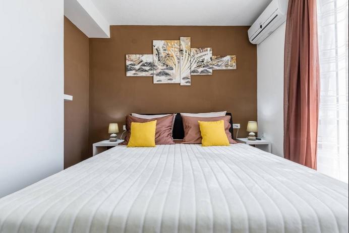 Luxury Apartment With Private Heated Pool Σίμπενικ Εξωτερικό φωτογραφία