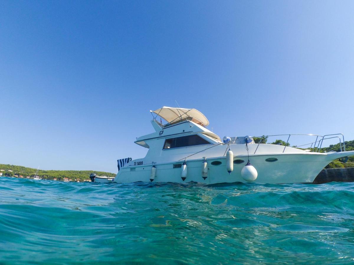 Luxury Apartment With Private Heated Pool Σίμπενικ Εξωτερικό φωτογραφία